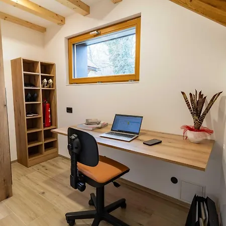 Elegant Warm Bliss Hideaway Escape - With Hot-tub And Sauna * Šenčur